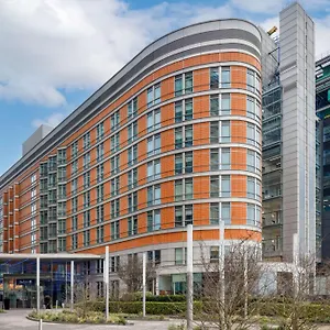 radisson-blu-edwardian-new-providence-wharf.brighton-hotels-england.com/